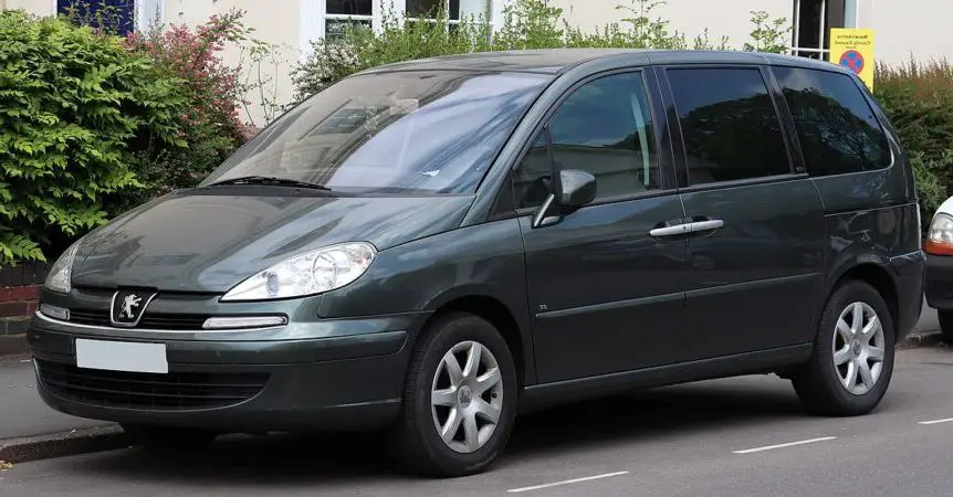 Peugeot 807 (2006) – schemat skrzynki bezpieczników